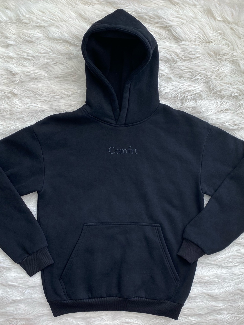 Comfrt | Black Signature Hoodie & Sweatpant Set - Picture 2 of 15